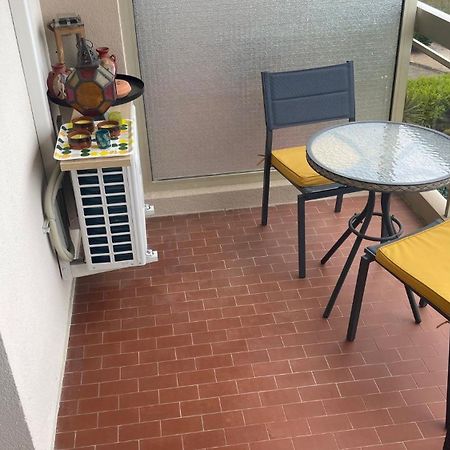 Joli Studio Vue Mer, Piscine, Tennis, Parking Antibes Exterior photo