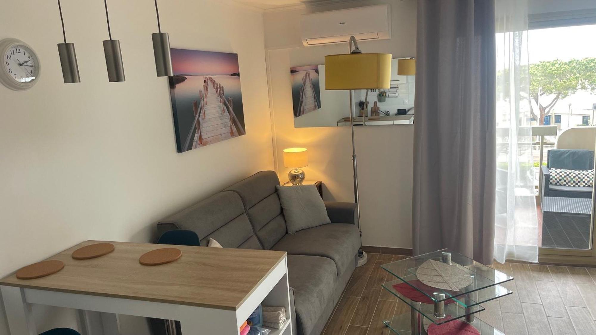 Joli Studio Vue Mer, Piscine, Tennis, Parking Antibes Exterior photo